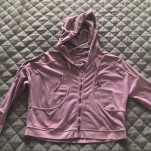 LULULEMON cropped sweatshirt